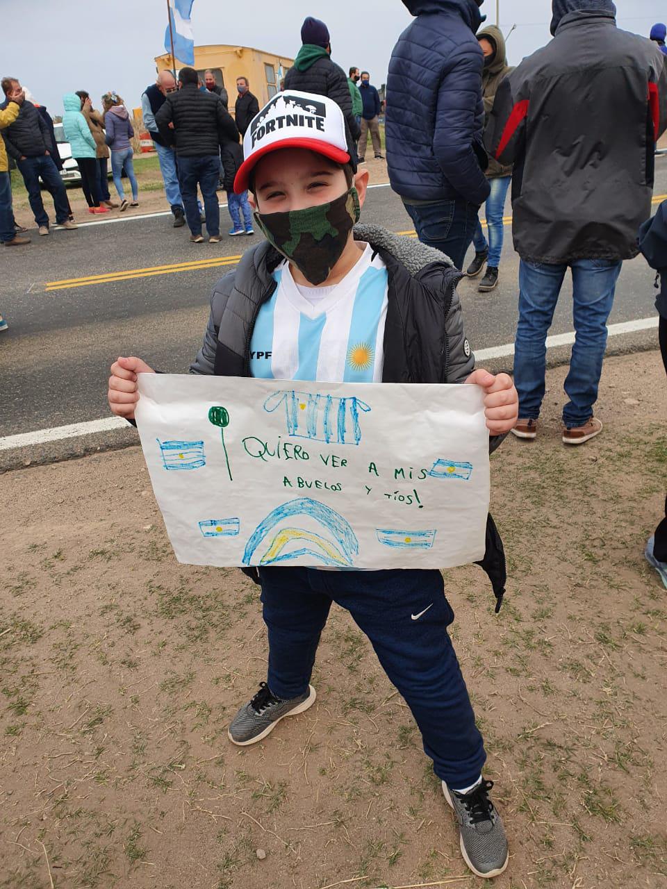 06afca97-1a25-4b96-9703-e97fb6020ec4