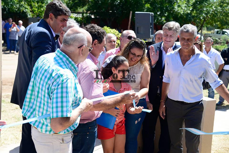 49629716_1908567232605434_4055495583320768512_n