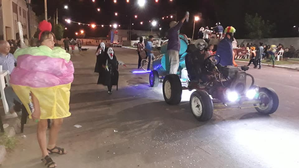 52013919_2301235866554739_1015005844124729344_n