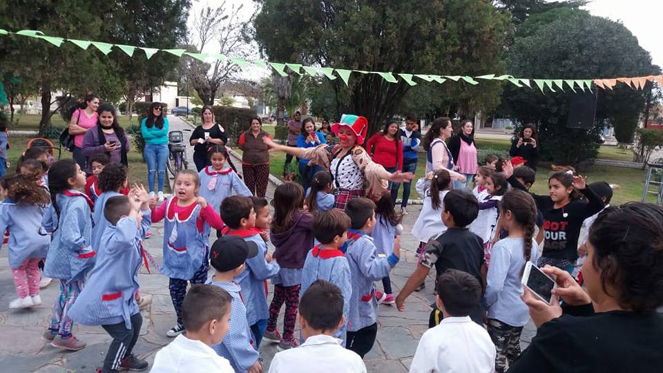 33744684_1929371233741206_6677049110043820032_n