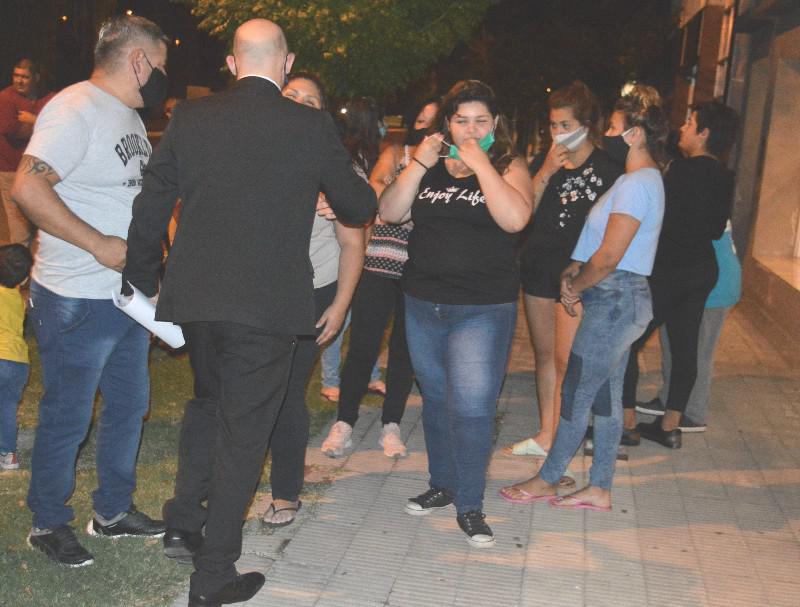 barton con los vecinos