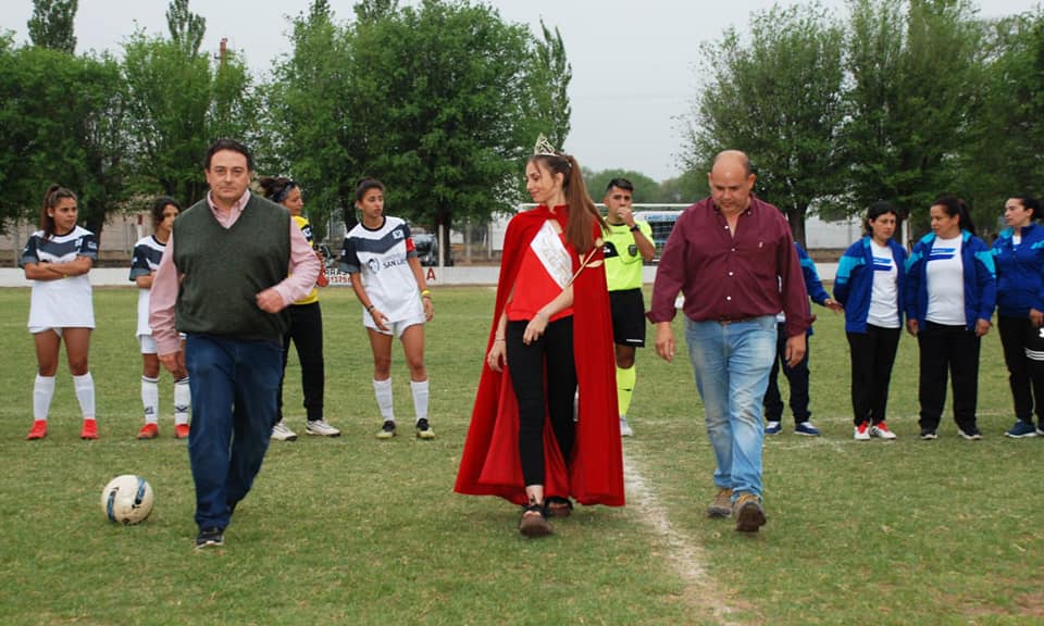 AGRARIO FUTBOL FEMENINO 16