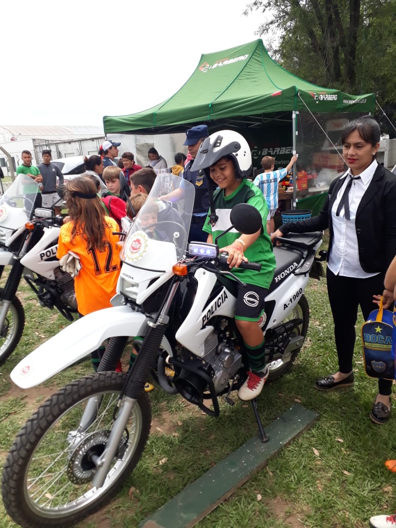 0f7b6ff2-8693-4838-ae1d-e9337bde0396