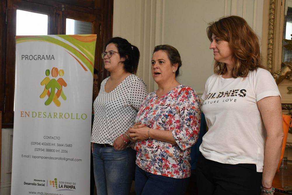 248151_resize-of-gus_0645