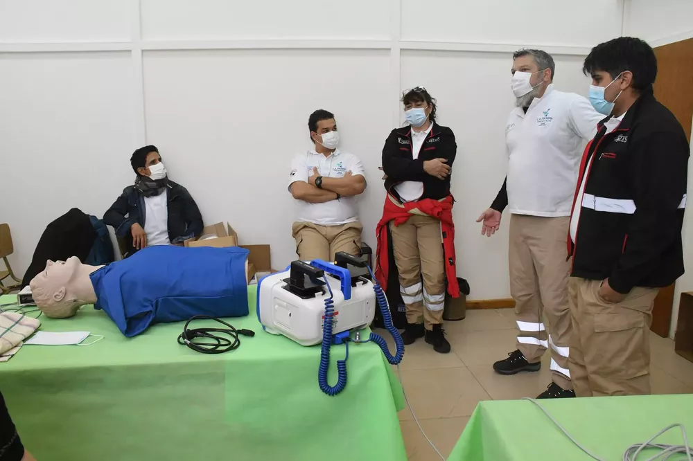 229365_resize-of-gus_0625