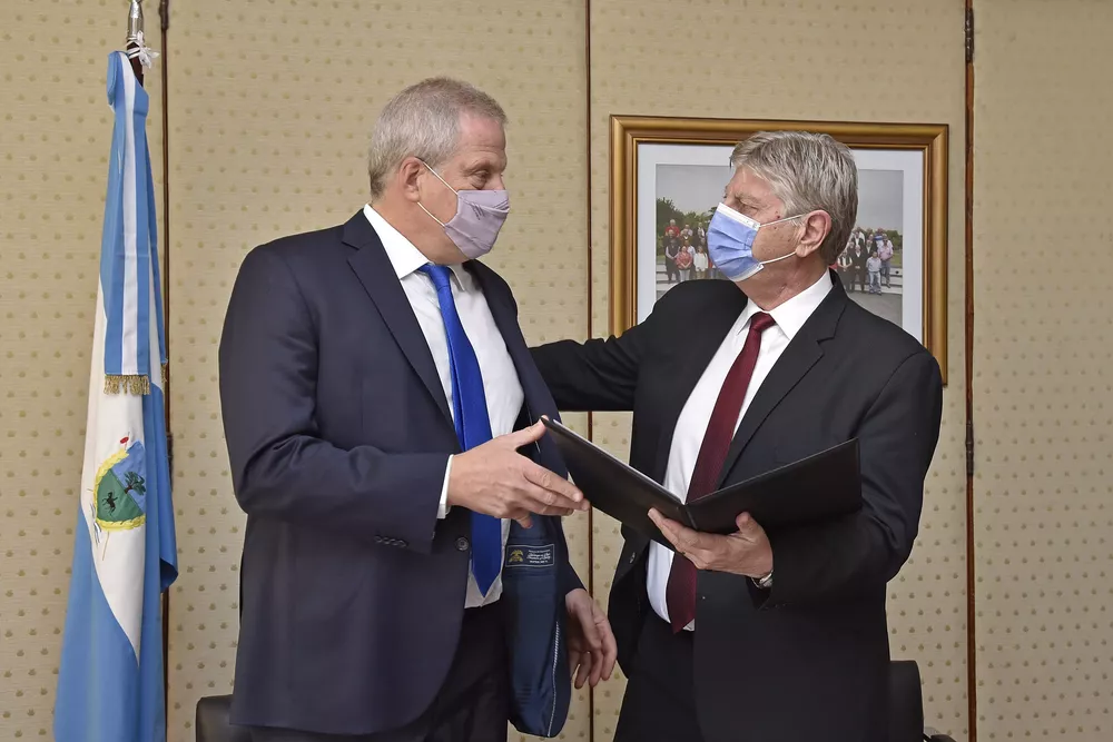 1841371__dsc9995-copia