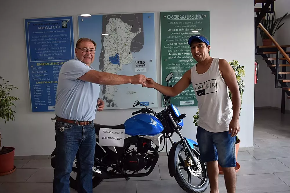 01d6dfe2-ac1d-4fa4-809a-8ff121b6bfd4