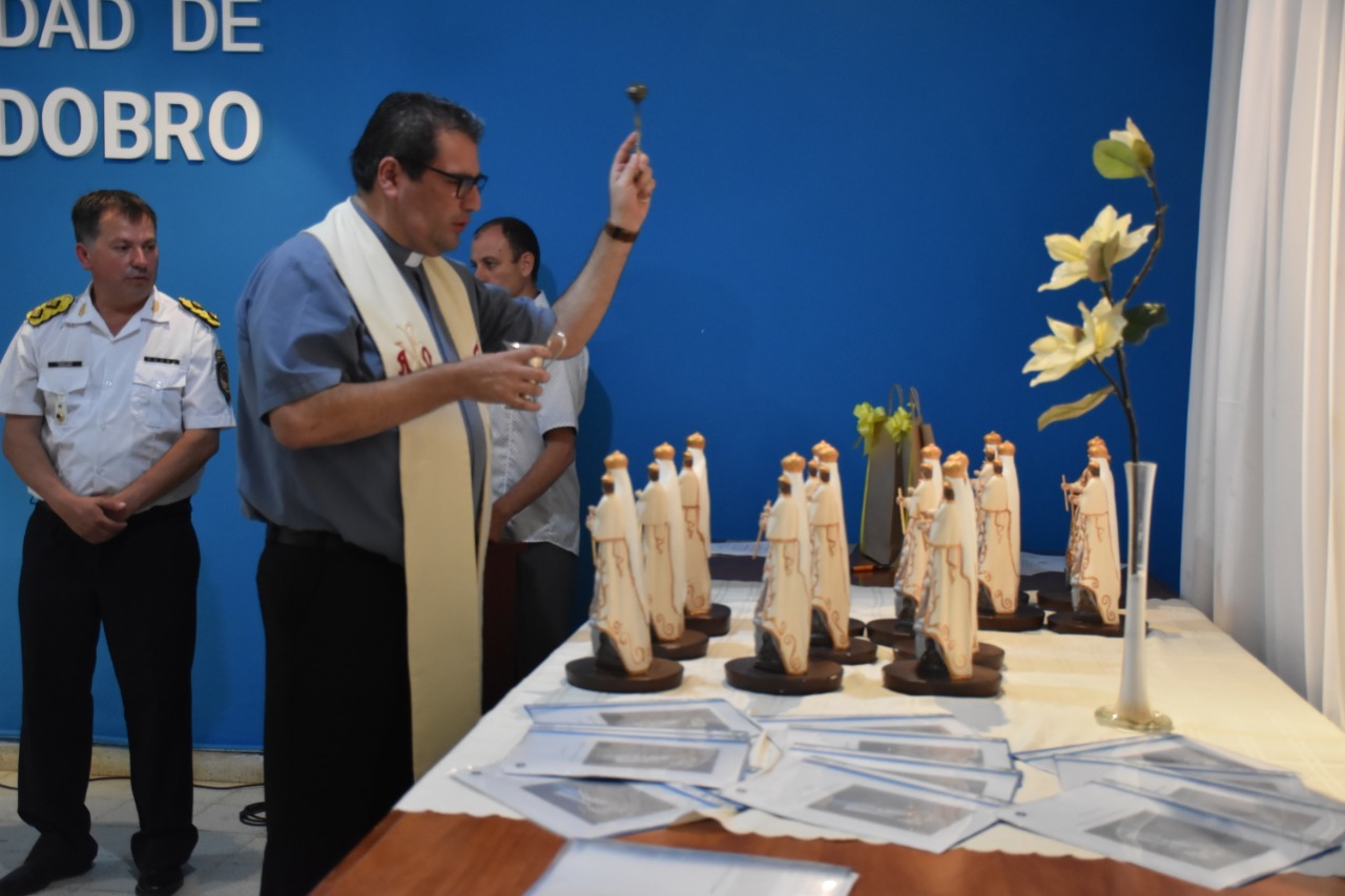 d9269895-20f1-4107-b475-21951482bb9a