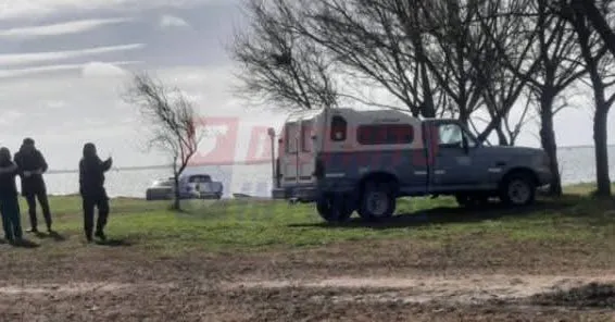 persona sin vida en cuero de zorro