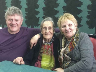 JOSEFA MORENO CON SUS HIJOS