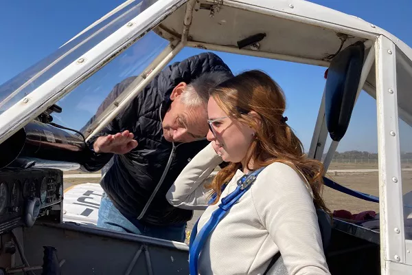 luciaa vastik piloto aeroaplicadora