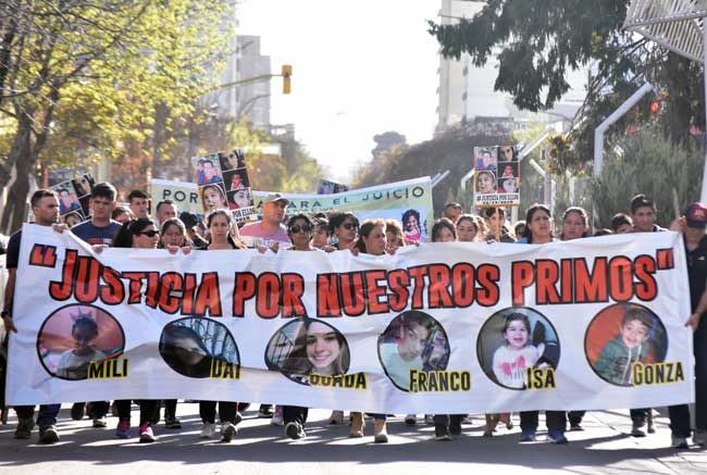 MARCHA JUICIO A HOTZ 1