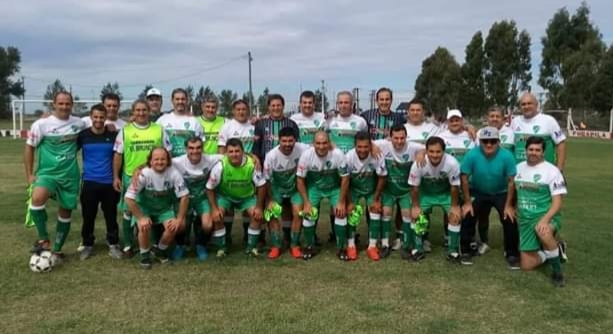 MAXI SENIORS FERRO 2019