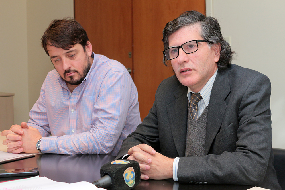 GUZMAN MINISTERIO DE OBRAS Y SERVICIOS PUBLICOS