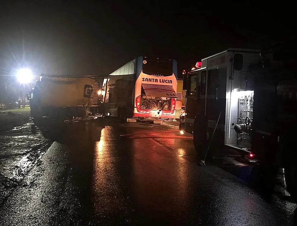 choque camion micro 3