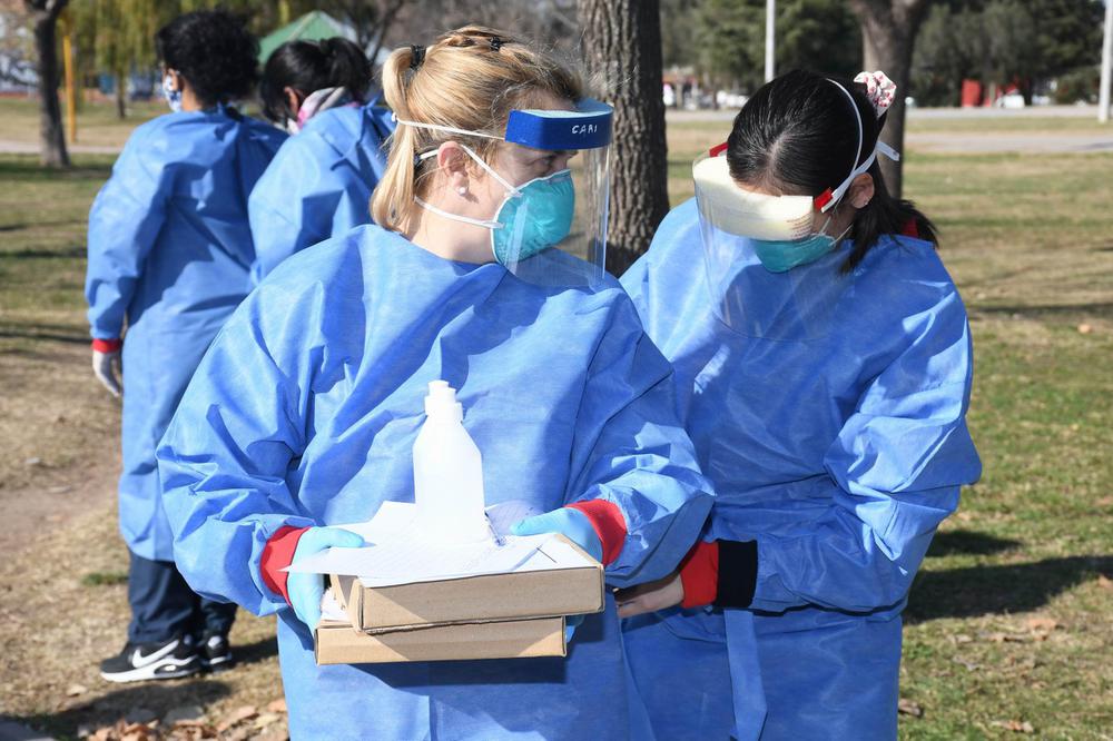 461730_resize-of-gus_5221