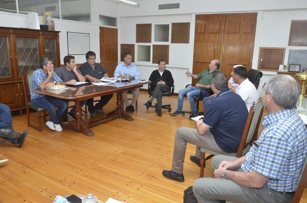 604635_img-20231221-wa0087