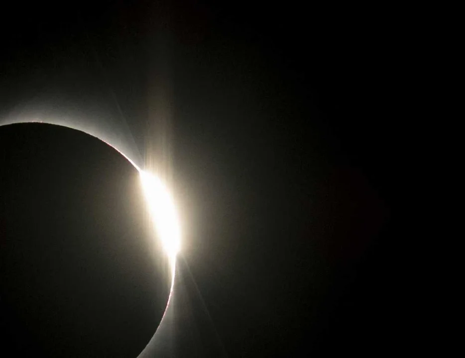 ECLIPSE SOLAR
