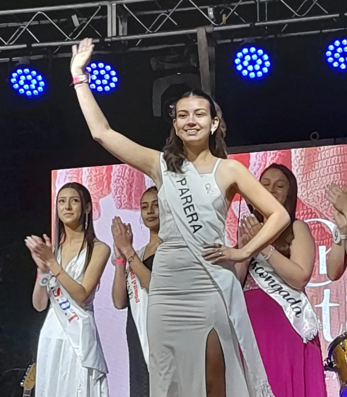 89975840-03a2-4cf3-a8b7-d7d9ac38a9ae