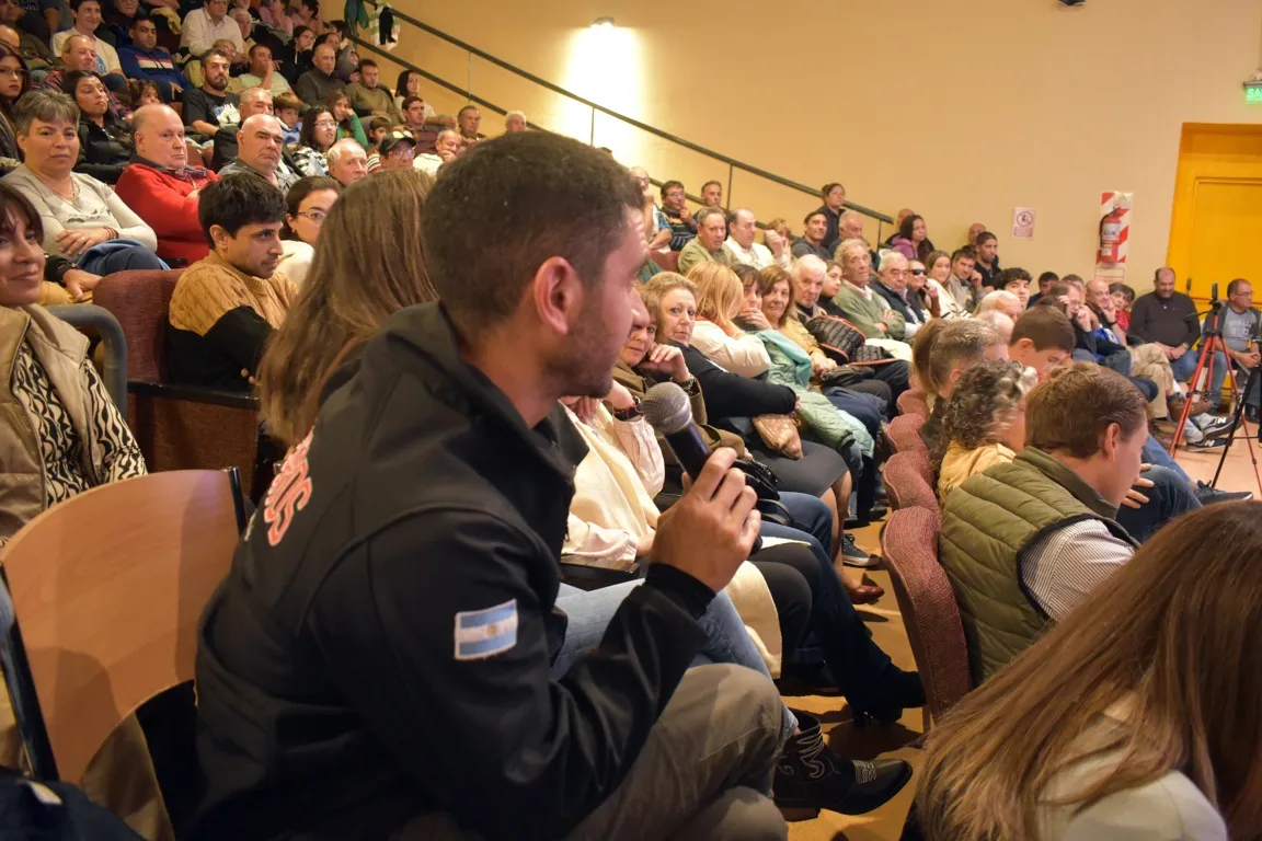 pipi sanchez 14 (FILEminimizer)