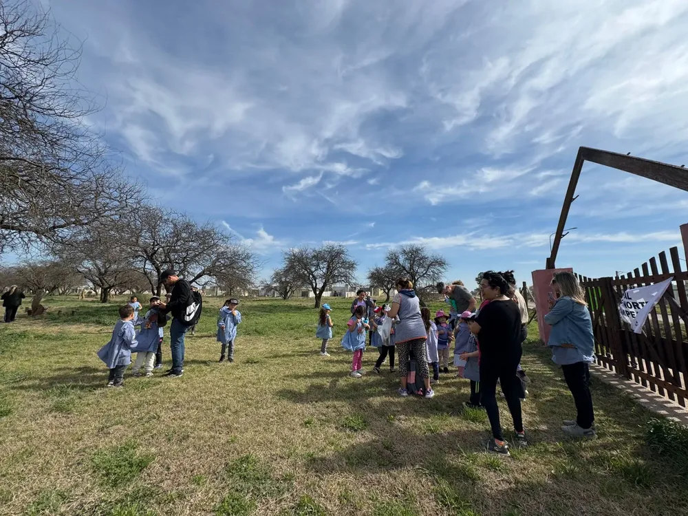 cfef3201-65a2-409a-b1db-c69674c2320f