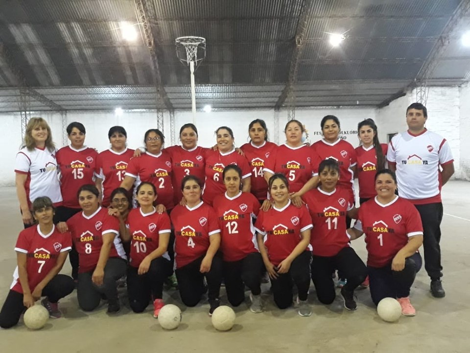 CESTOBALL BUENA FOTO NUEVAS REMERAS
