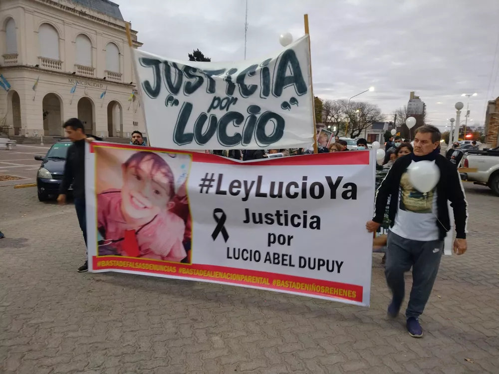 Marcha-Lucio-Dupuy-6-scaled