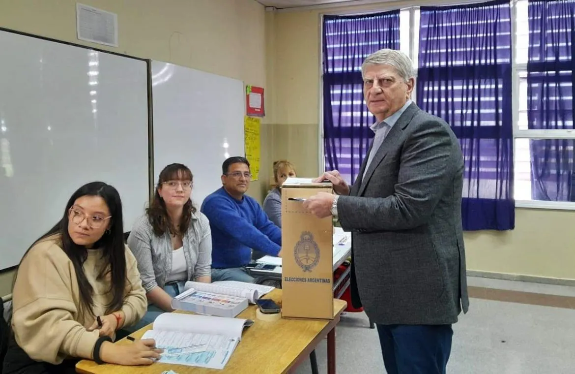 Ziliotto votando