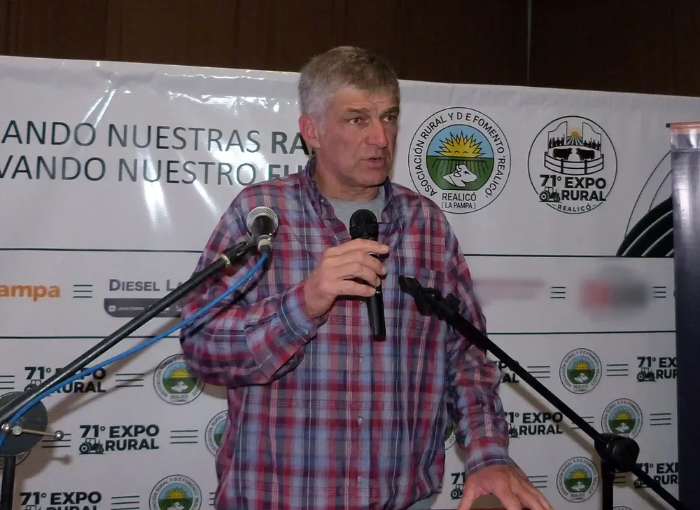 carlos arese C