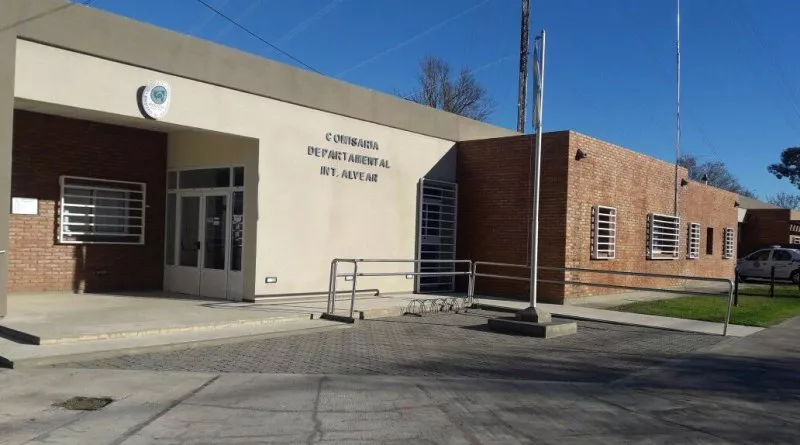 comisaría alvear