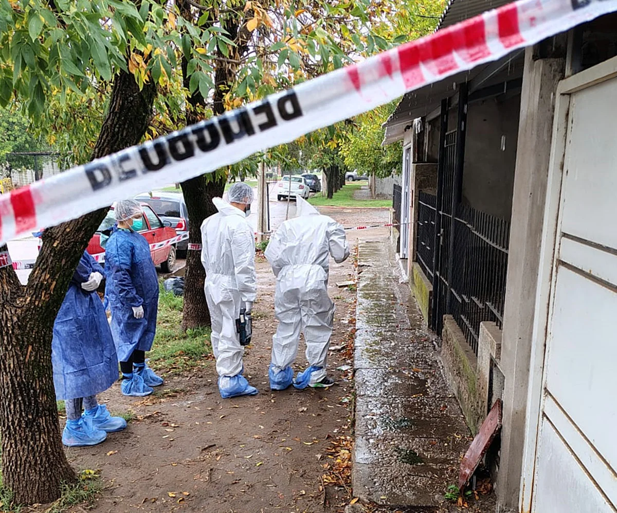 CASTEX MUJER MUERTA 1