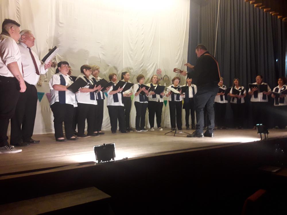 CIERRE TALLERES TEATRO Y CORO 2019 013