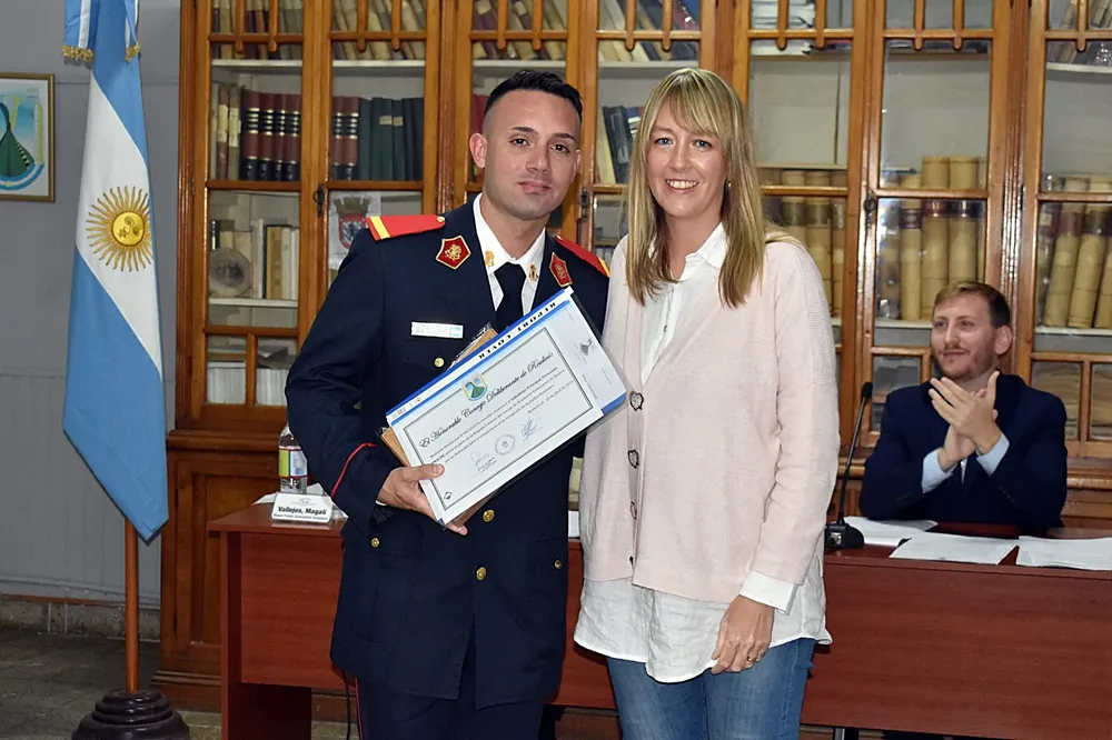 RECONOCIMIENTO A BOMBEROS FORESTALES 1