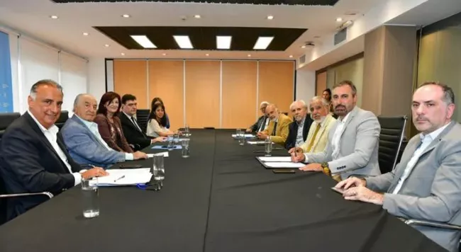 COMERCIO PARITARIA 23