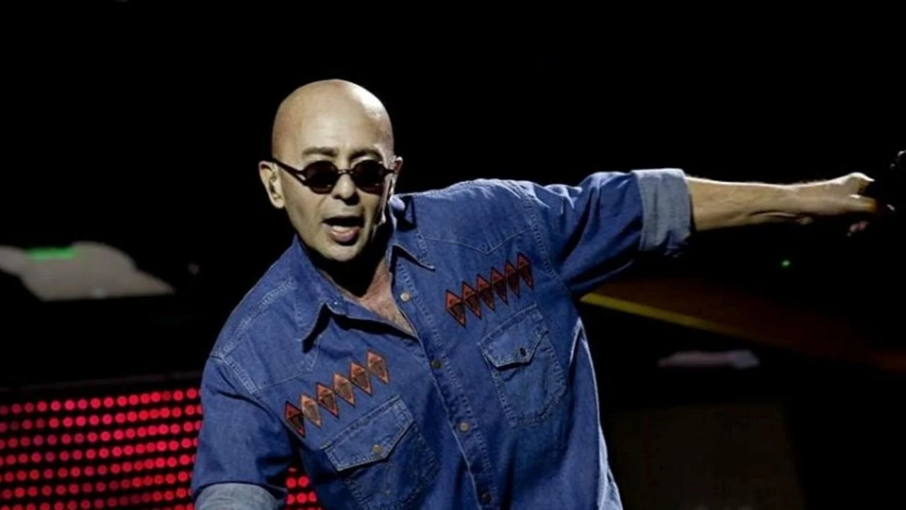 f1280x720-732350_864025_3915