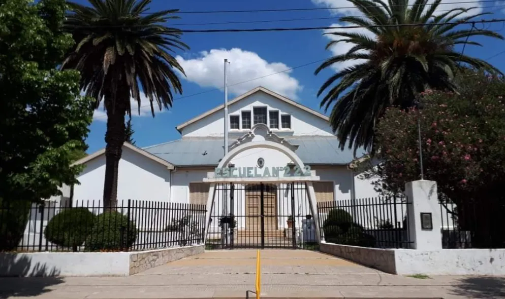 Escuela 222