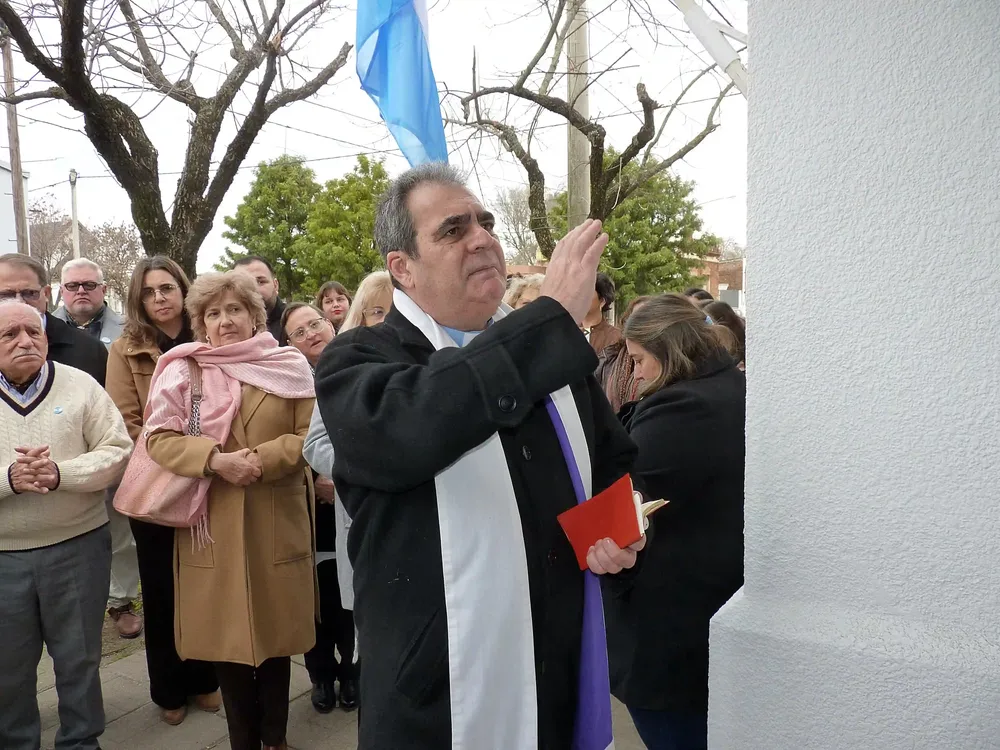 ESCUELA ESPECIAL 16C