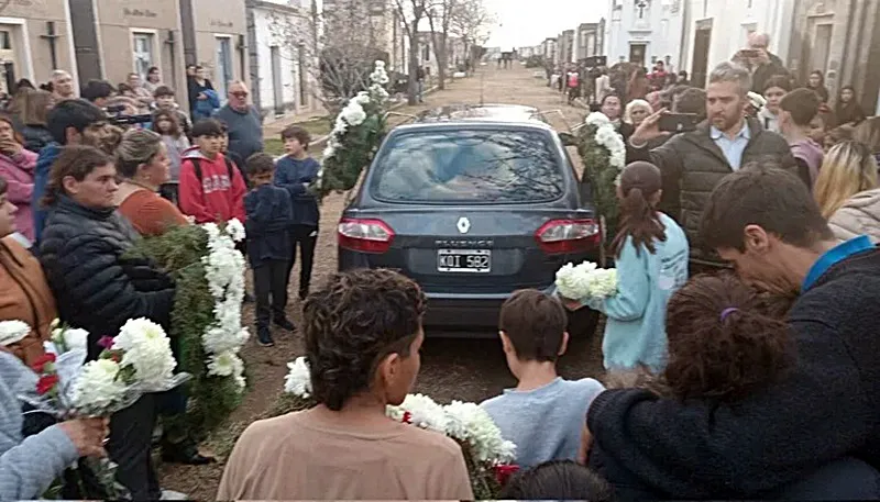 357533795_255383890459184_4617913956330305753_n