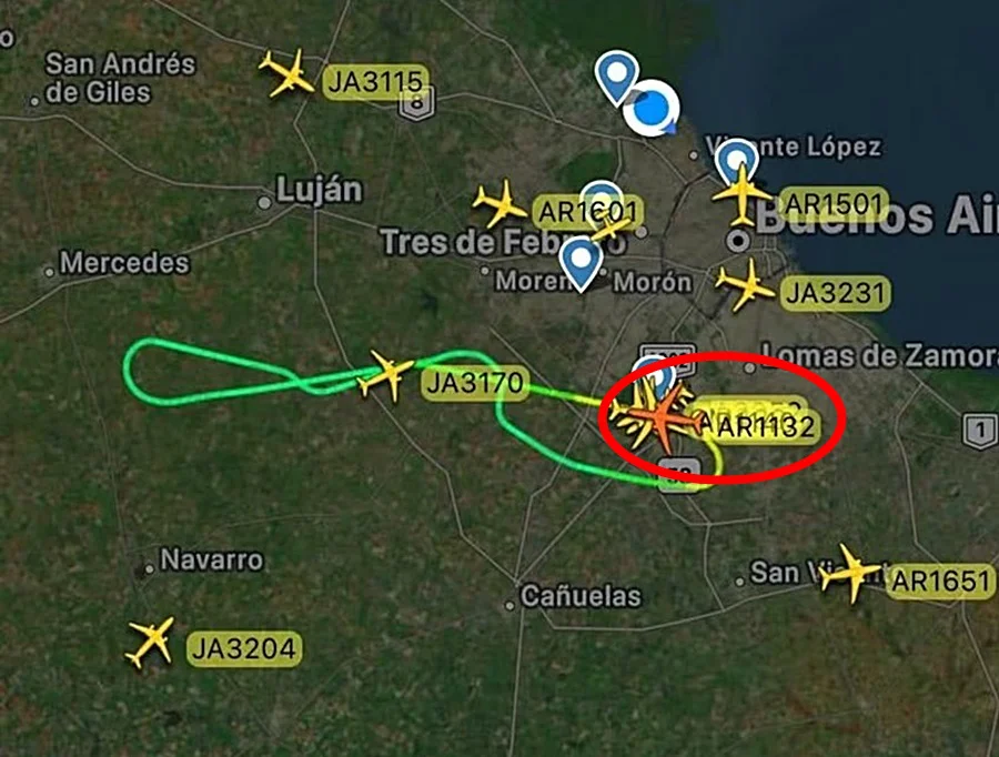 VUELO AEROLINEAS FALLA MOTOR