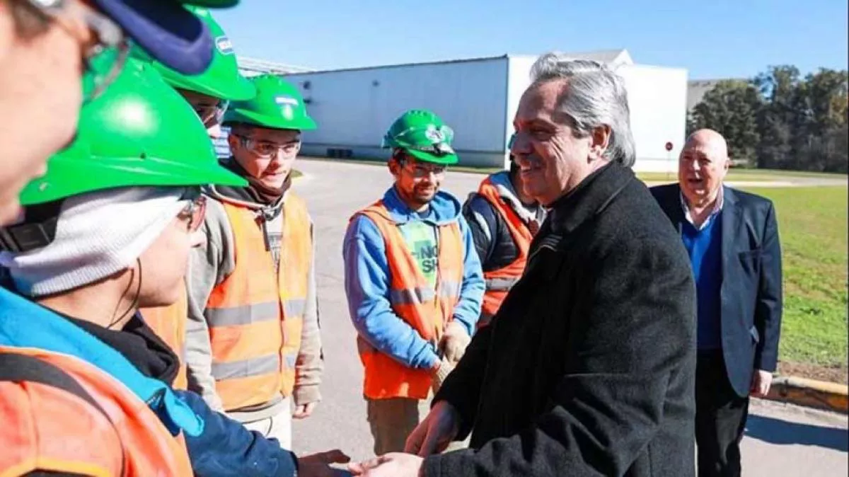 ALBERTO FERNANDEZ CON TRABAJADORES