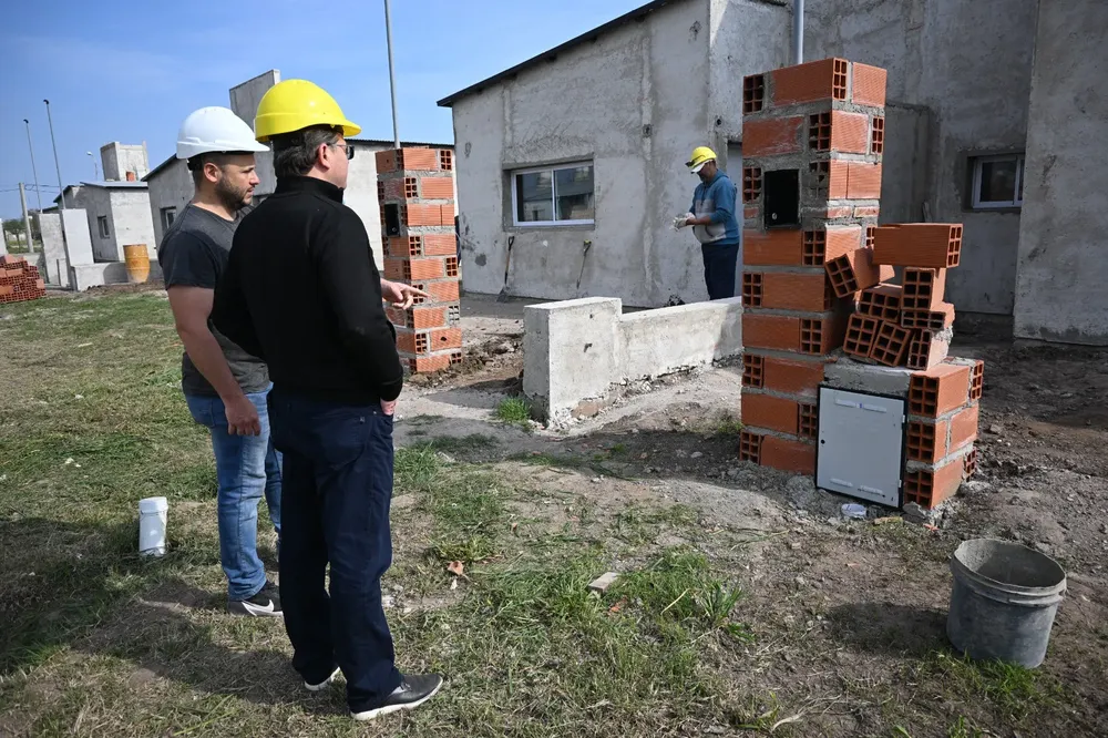 c6e324f7-b9bd-4f6b-ba15-cb4bbbd1f7fb