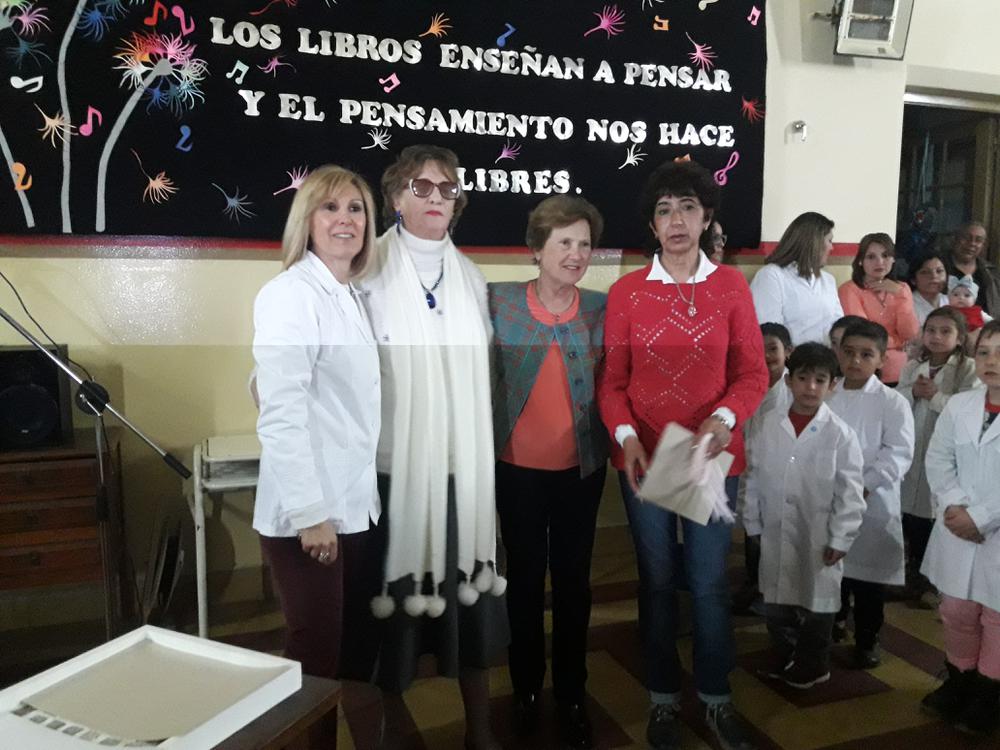 ANIVERSARIO ESCUELA Y DIA DEL NIÑO 085