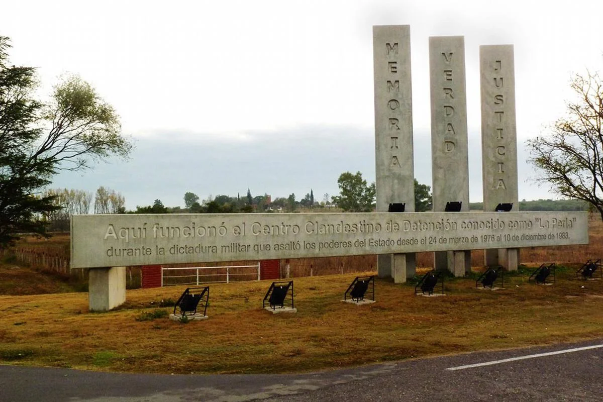 7a4e5b6d-657d-49b2-a6d7-55eaaabae57e