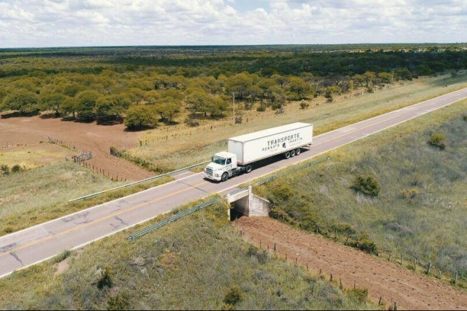 TUNEL EN LA PAMPA
