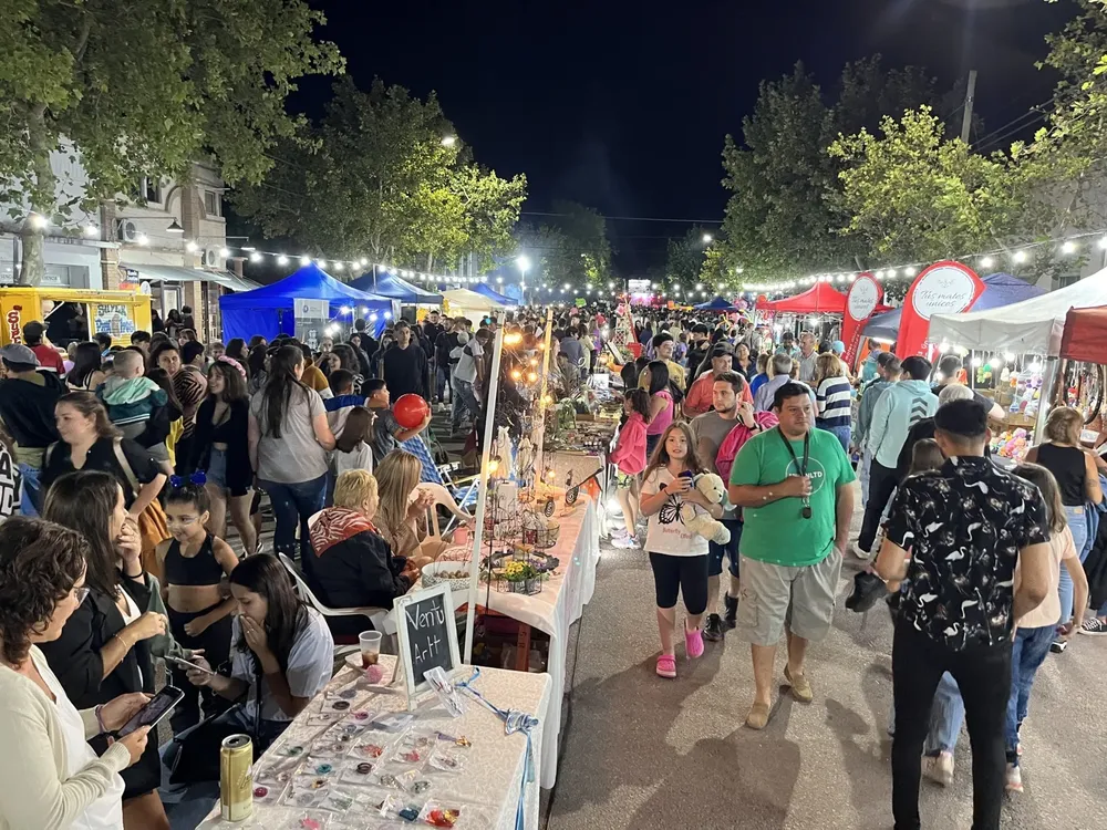 aniversario 2024 2 (FILEminimizer)