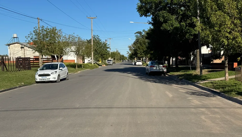 Calle Constitución pavimentada