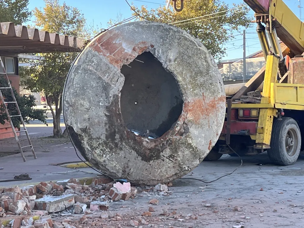 tanque agua terminal 3 (FILEminimizer)