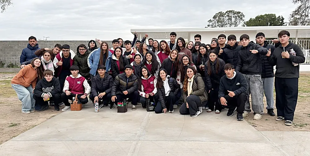 ESTUDIANTES CATRILO
