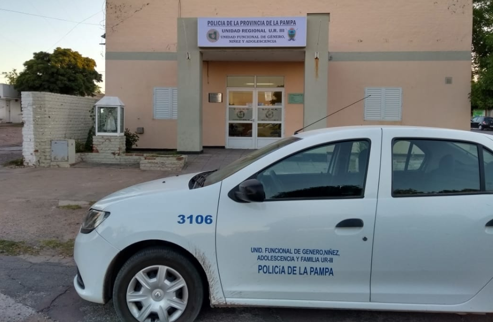 POLICIA DE ACHA