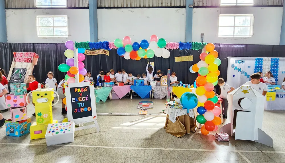 4a40a9fc-33df-48cf-88f7-380a7a760ecb